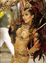 Карнавал в Рио: танцы, страсть и презервативы