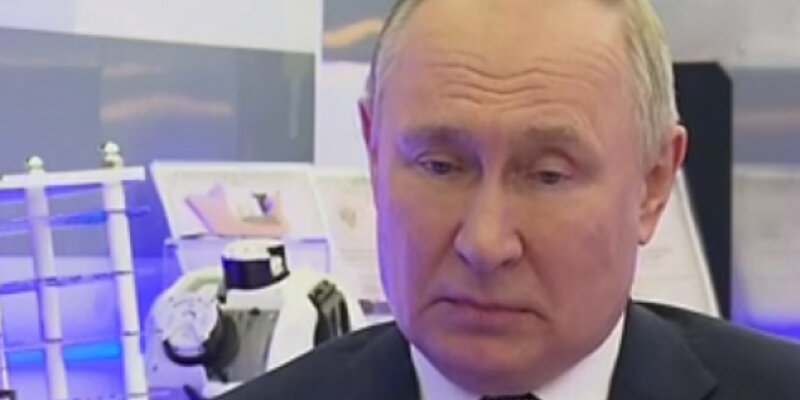 Путин: Карлсона могут арестовать после интервью