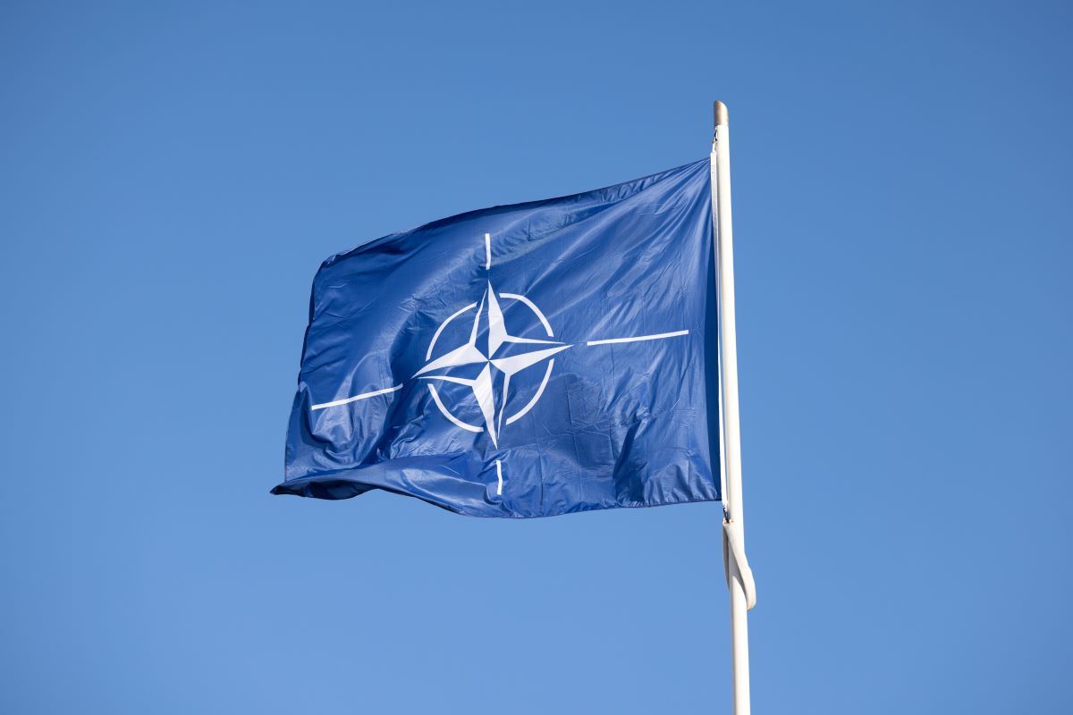 Политолог Конфисахор заявил, что вступление России в НАТО маловероятно
