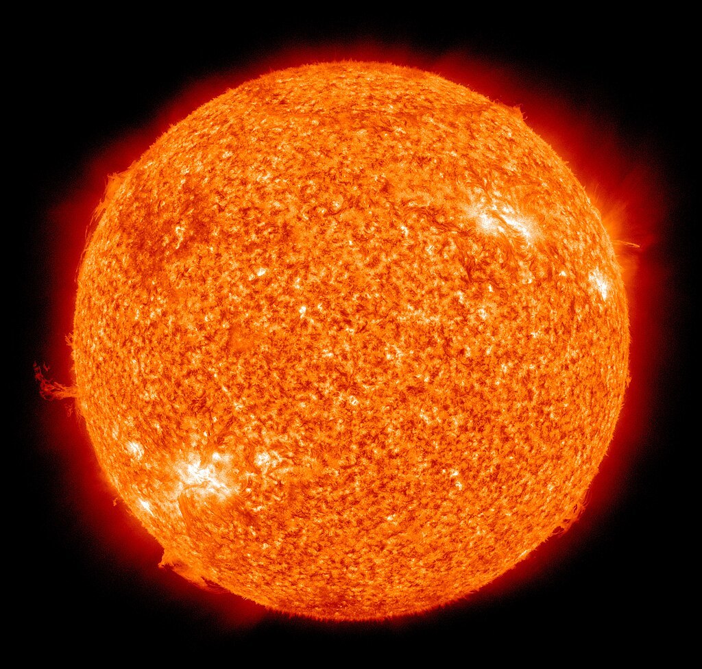 Эксперт Медиавилла предупреждает о возможных последствиях солнечных вспышек для Земли