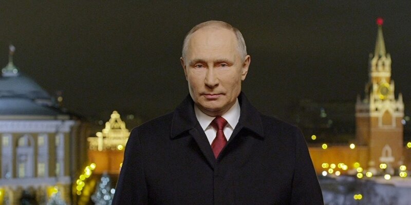 Новый год зашагал по стране: Первыми новогоднее поздравление Путина услышали жители Камчатки и Чукотки