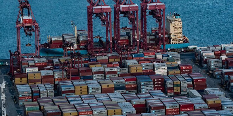 Перевозка морских грузов из Индии в РФ станет дороже на фоне военизированной обстановки