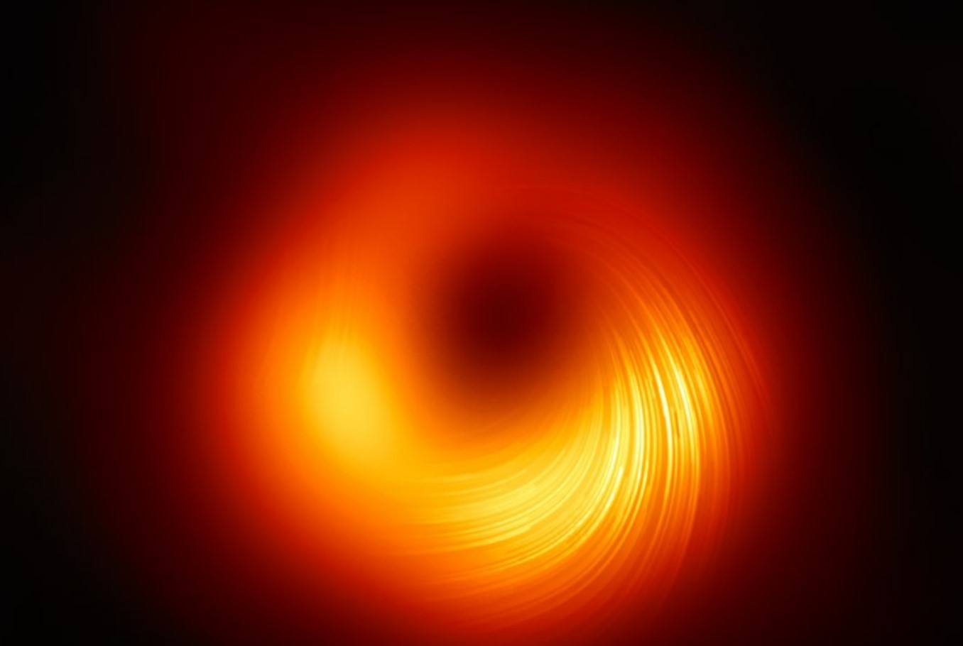 Астрономы нашли самую отдаленную и древнюю черную дыру