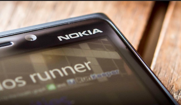 Nokia представила в честь Международного женского дня новый цвет своего смартфона G42 - розовый