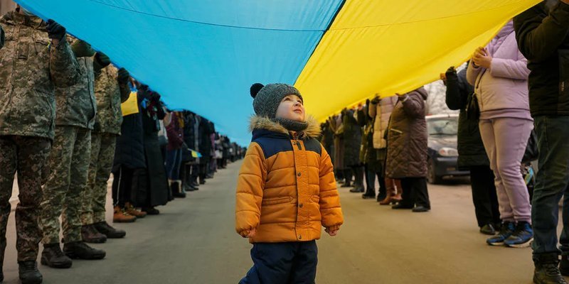 США требуют от Киева отменить запрет на усыновление