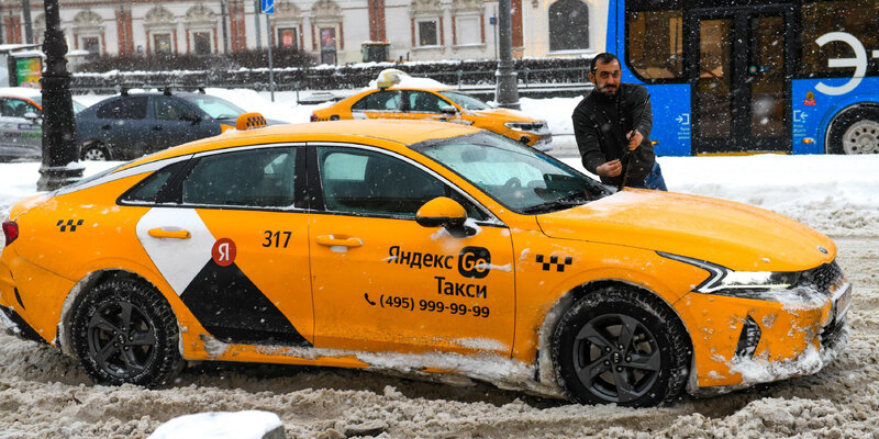 Яндекс Такси откажется от своей комиссии в пользу работников