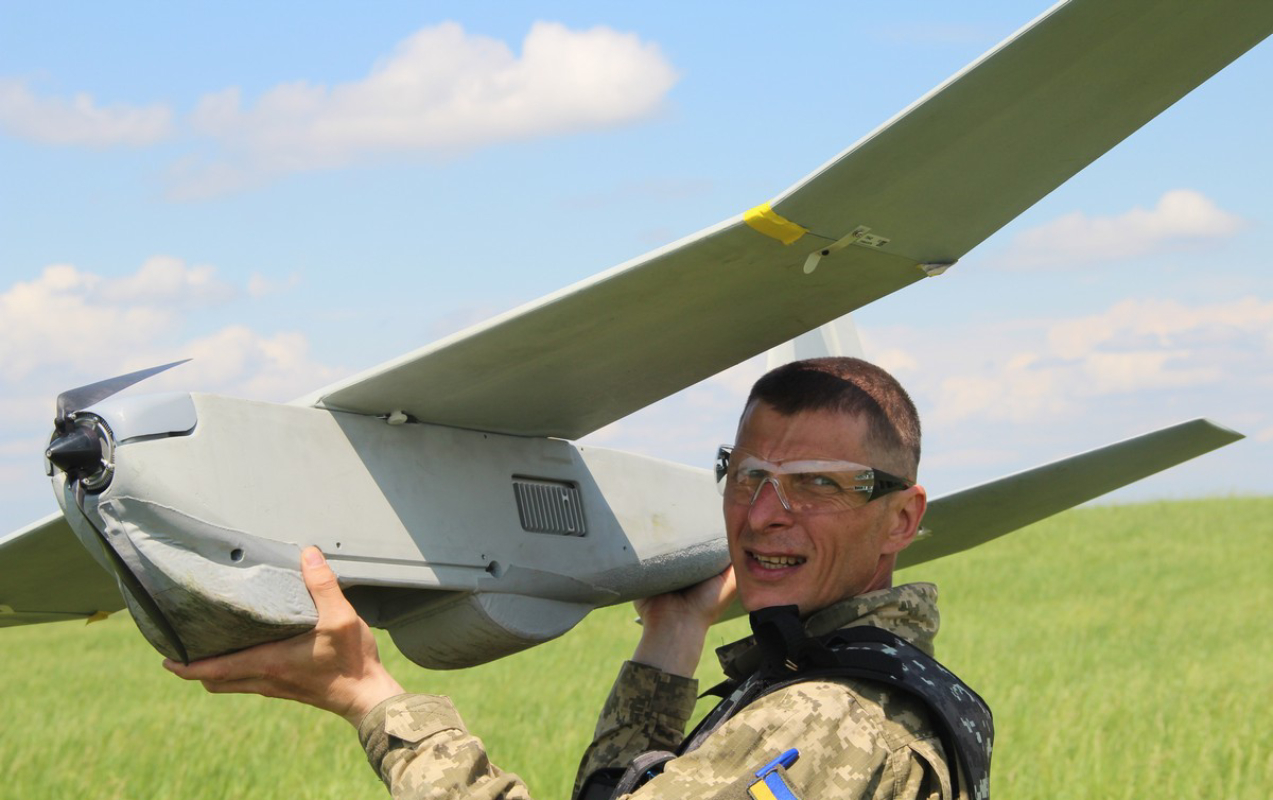 Киев обстреливает дронами-камикадзе жилые дома в Харьковской области