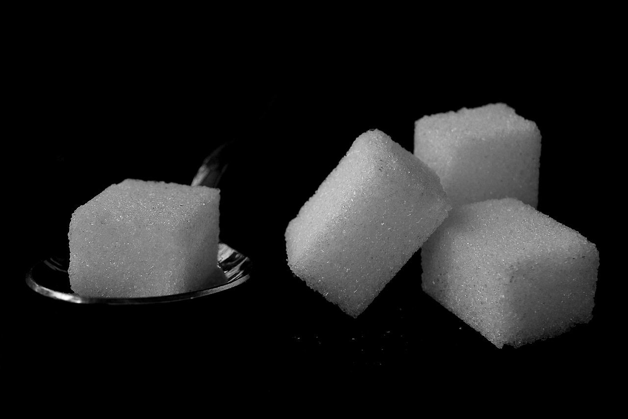 Врач-диетолог Дианова объяснила, как правильно отказаться от сахара