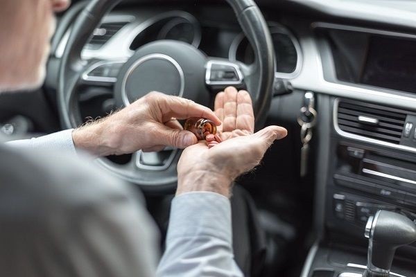 Опасен ли димедрол для водителя автомобиля?