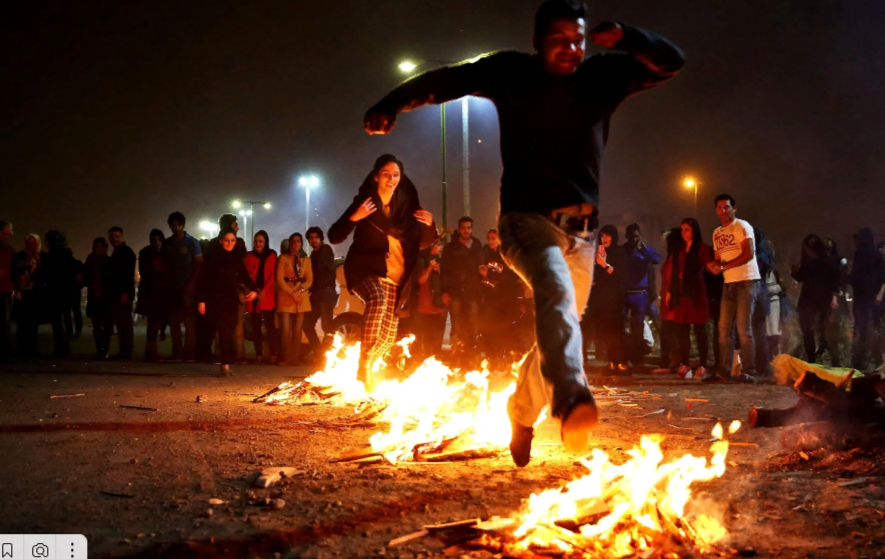 Более 3 тыс. человек пострадали  в Иране на фестивале огня