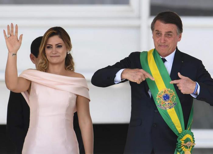 У жены президента Бразилии обнаружили коронавирус