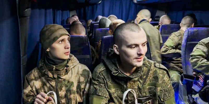 Из украинского плена вернулось 195 российских военных