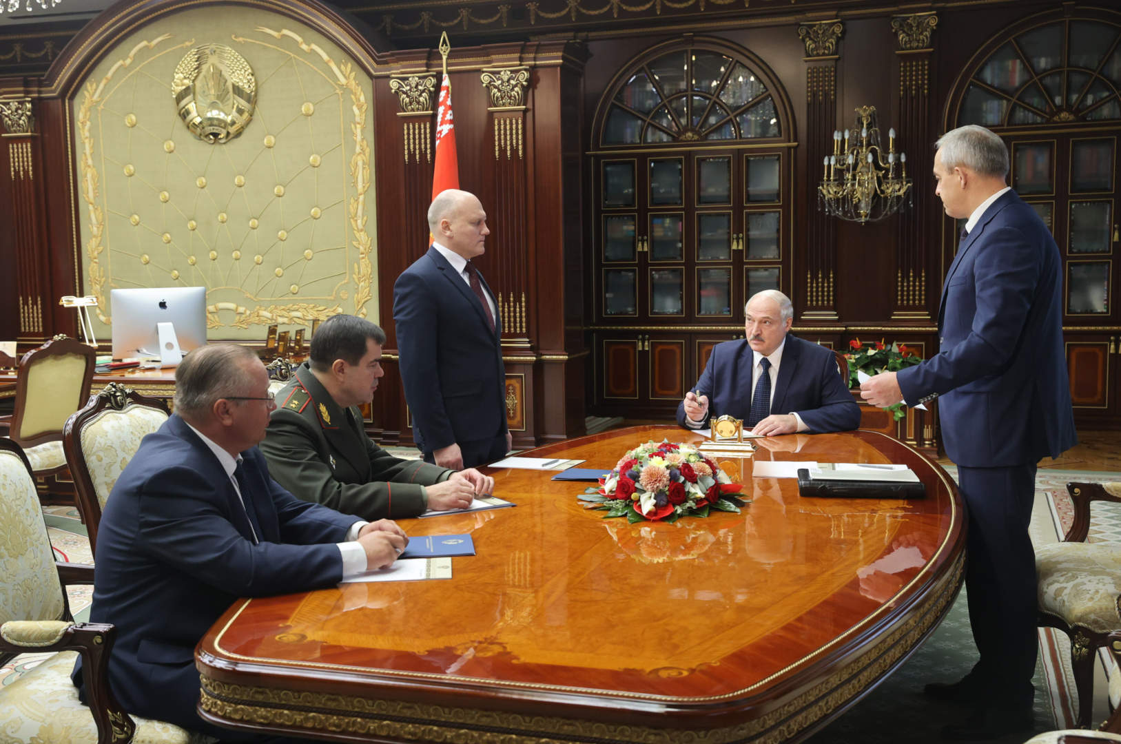 Александр Лукашенко и Иван Тертель заявили о хитром плане Запада по разрушению республики Беларусь