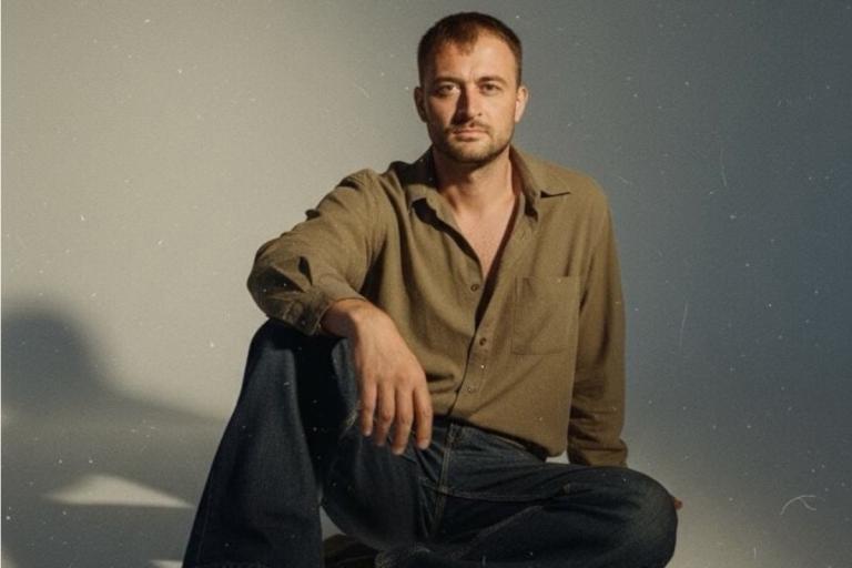 Интерьерный дизайнер Артур Ардуанов