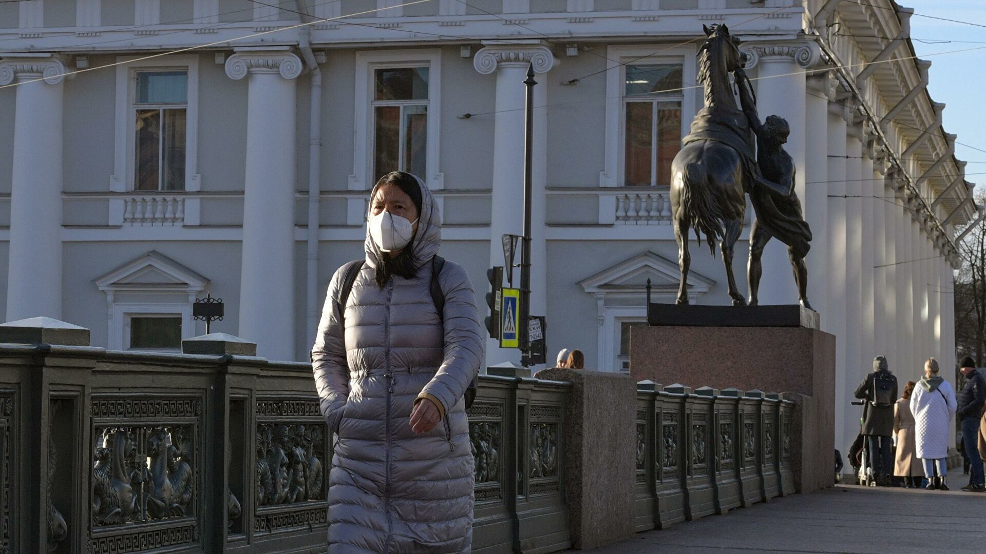 Петербуржцы столкнулись с амбулаторным коллапсом из-за ростом числа заразившихся 