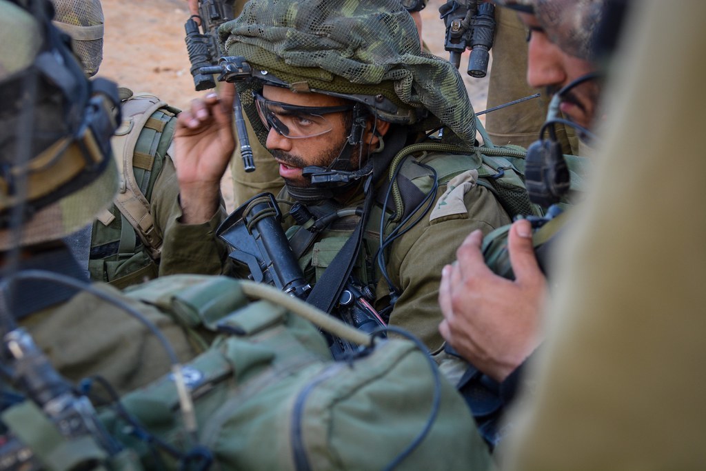 Армия Израиля дала всего час на эвакуацию людей из больницы 