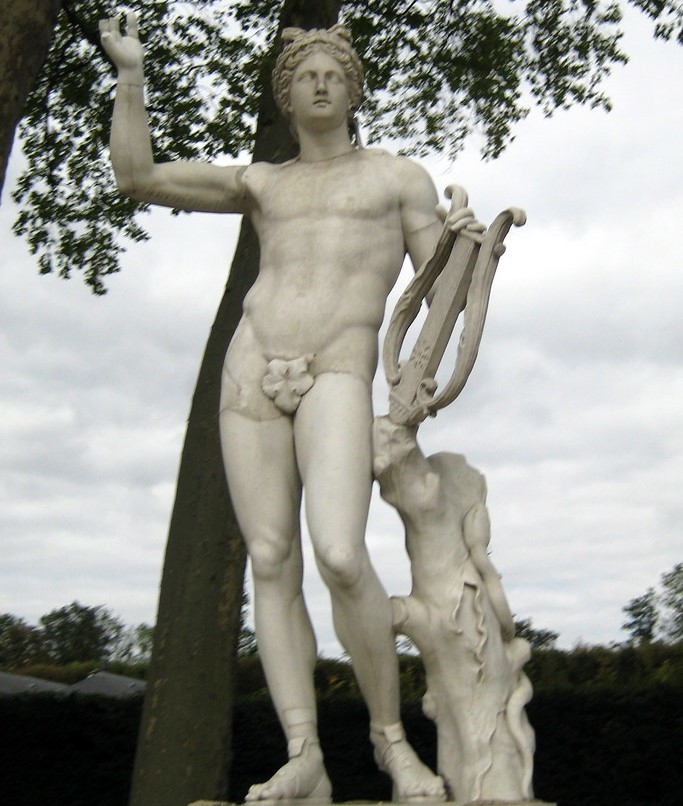 Итальянские археологии обнаружили двухметровую статую Аполлона
