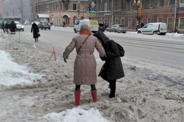Общественник Мазуров назвал погоду в Петербурге 