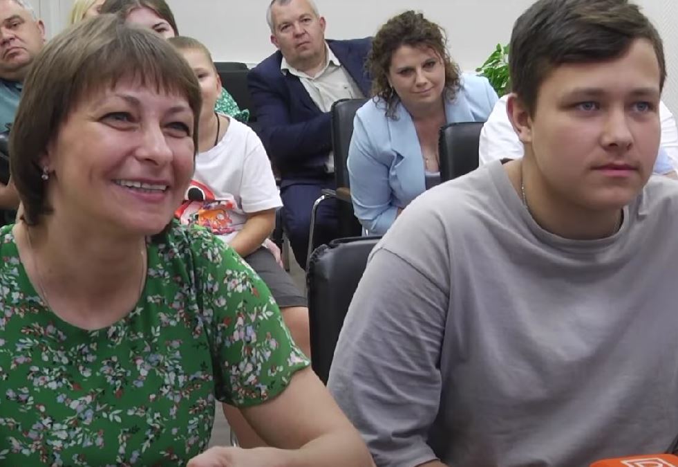 Правительство Ростовской области организовало телемост с участниками СВО