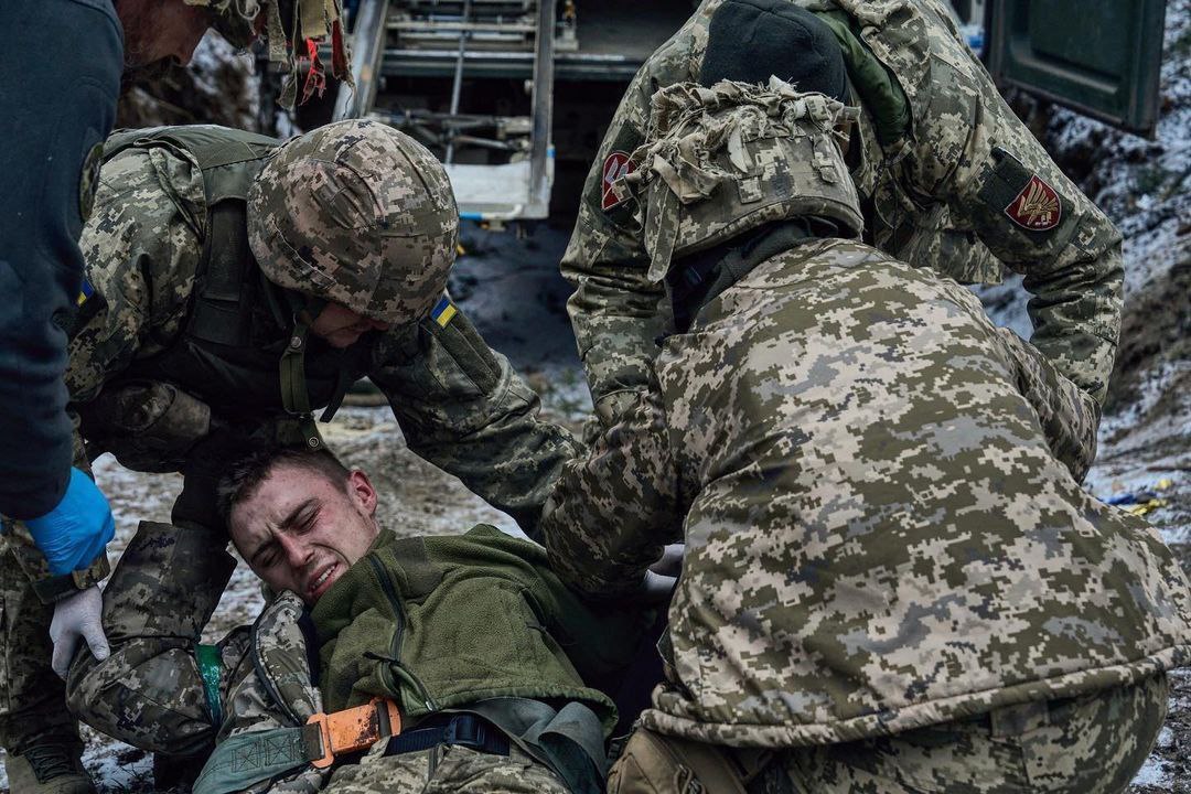 В семь-десять раз по численности Украинские силы на линии фронта уступают российским, признали в ВСУ