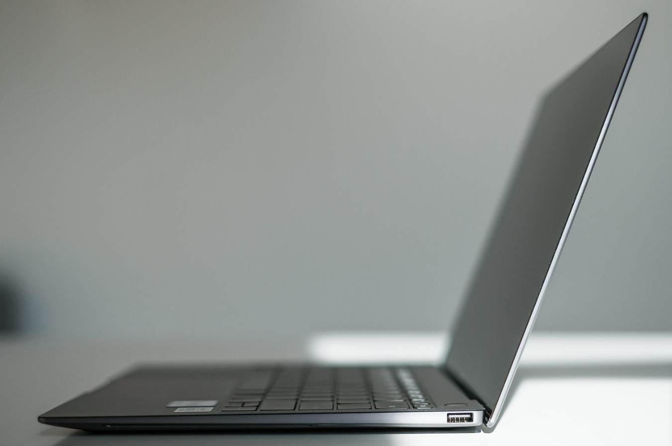 HUAWEI представила новый ноутбук MateBook X Pro (2024),