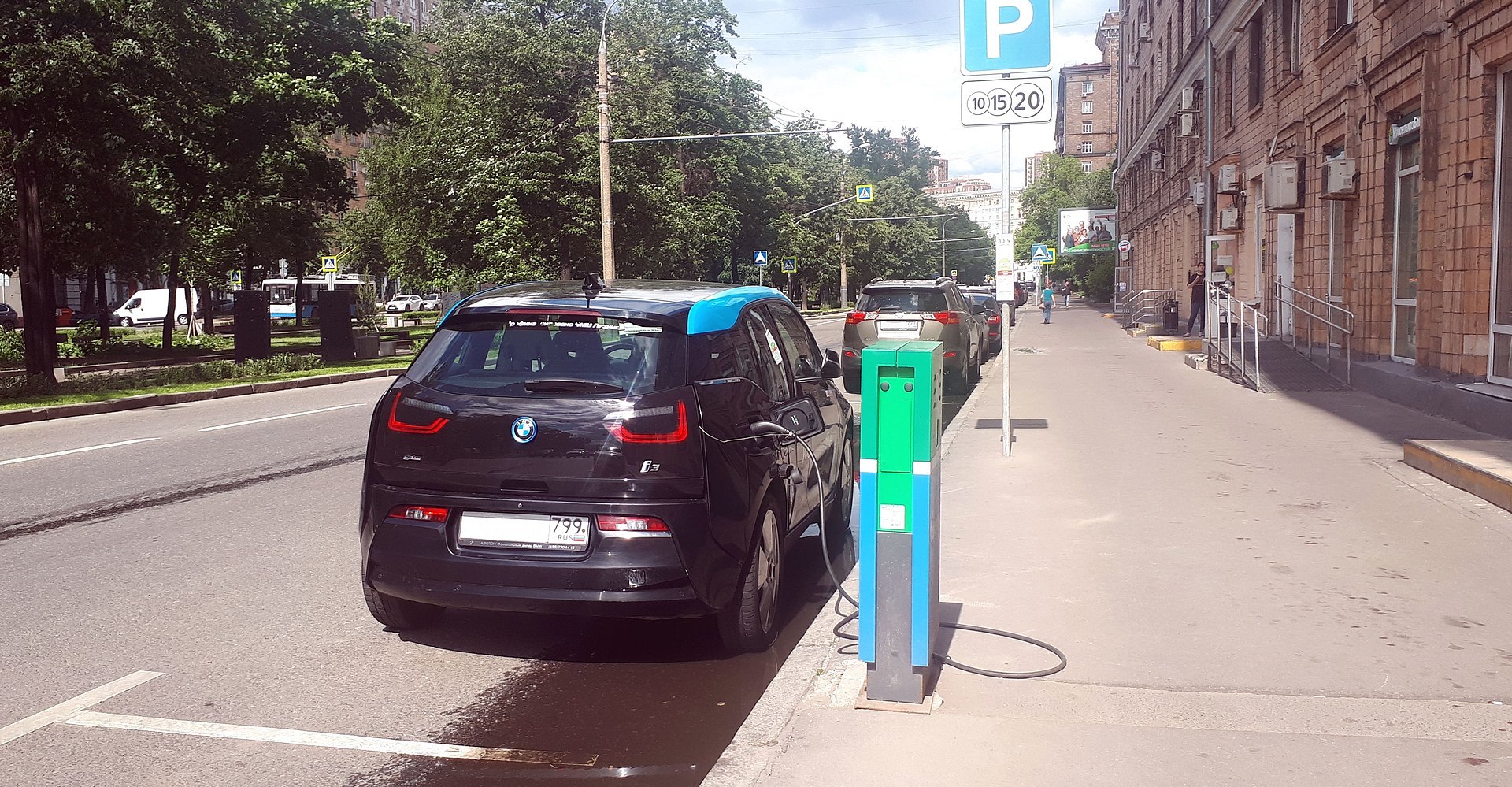 Аналитики составили рейтинг средней стоимости зарядки для электромобилей в России