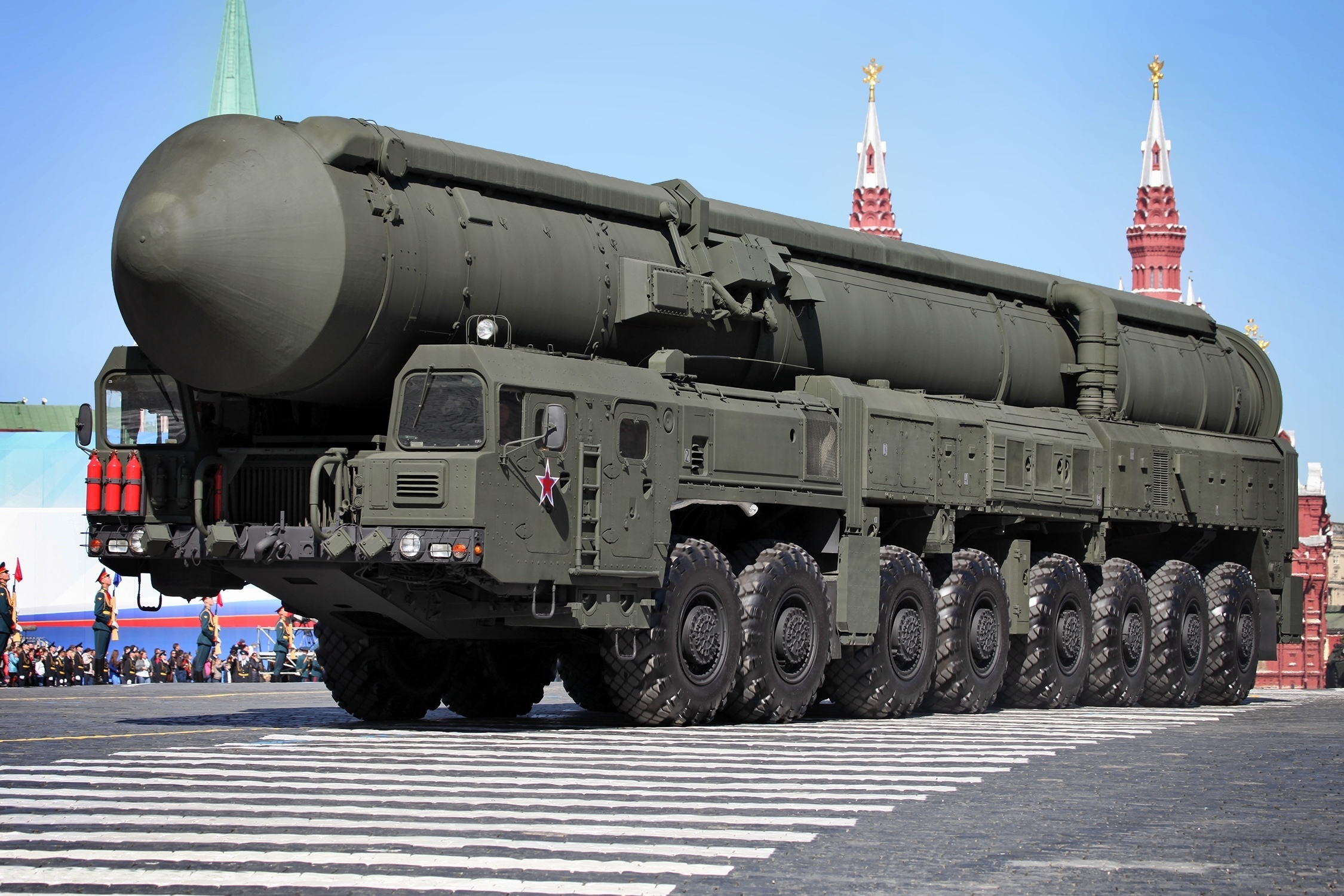 Москва  сама будет решать задачи глобальной ядерной безопасности, заявил МИД