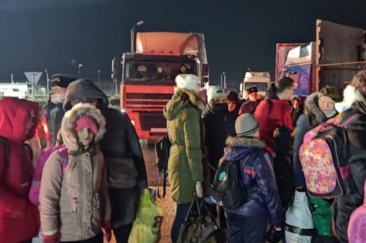 Смольный отказался размещать в Петербурге эвакуированных жителей Донбасса