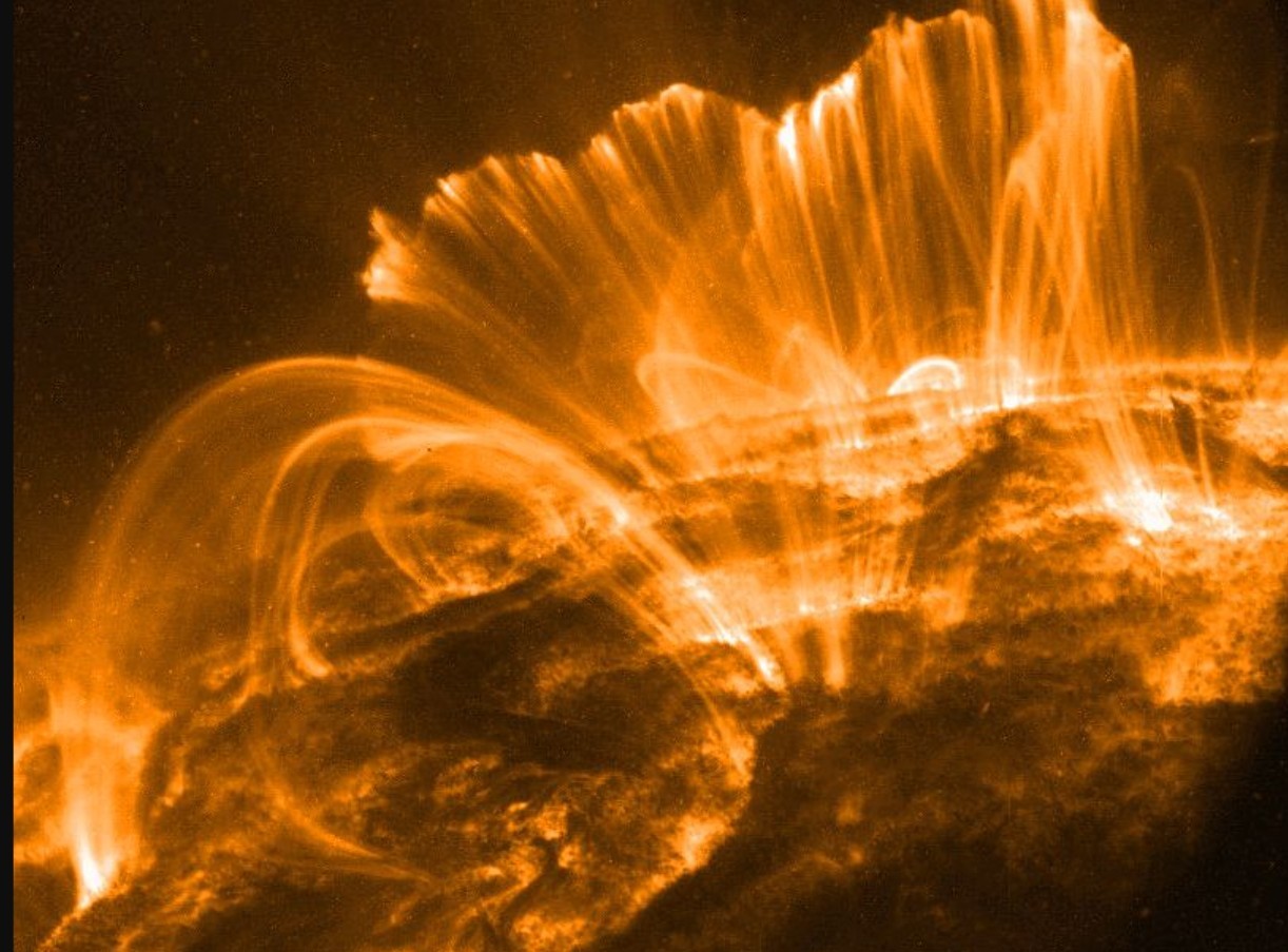 На Солнце зафиксирована одна из крупнейших вспышек за последние 10 лет