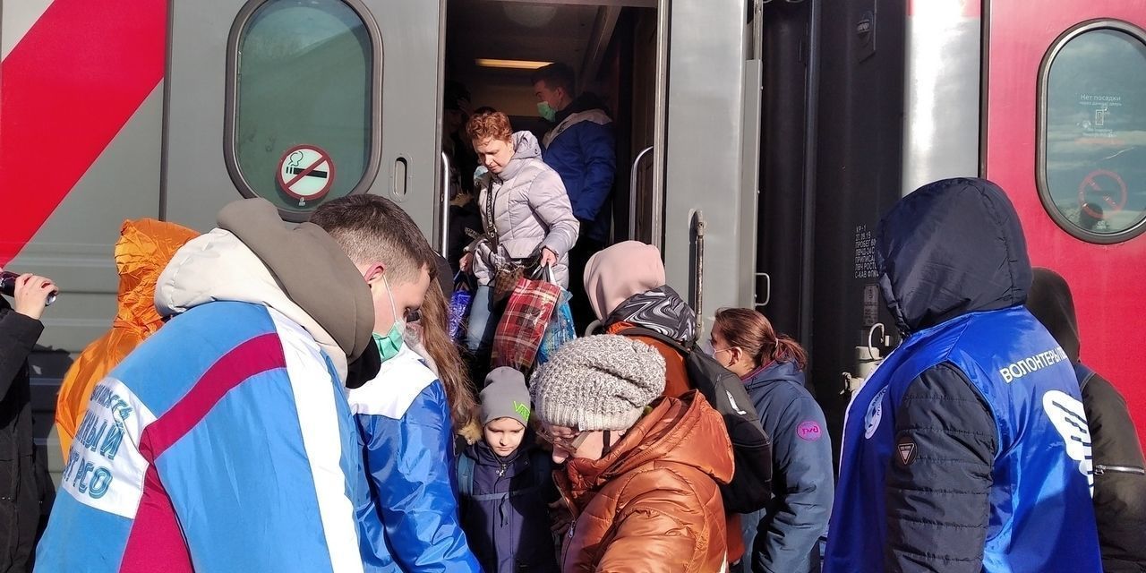 В Петербурге продолжается сбор гуманитарной помощи для жителей ЛНР и ДНР