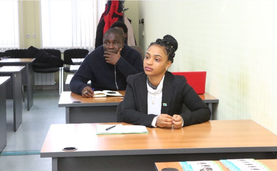 Новосибирск задаёт тренды: качественное российское образование для Африки. 39667.jpeg Новосибирск задаёт тренды: качественное российское образование для Африки. 39667.jpeg