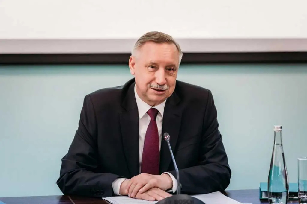 Губернатора Санкт-Петербурга уличили в активном использовании достижений косметологии. 10669.jpeg