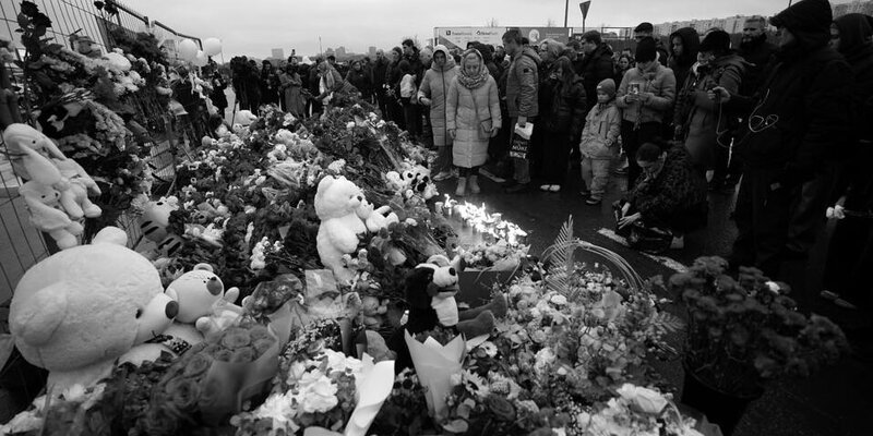 В России начался день общенационального траура