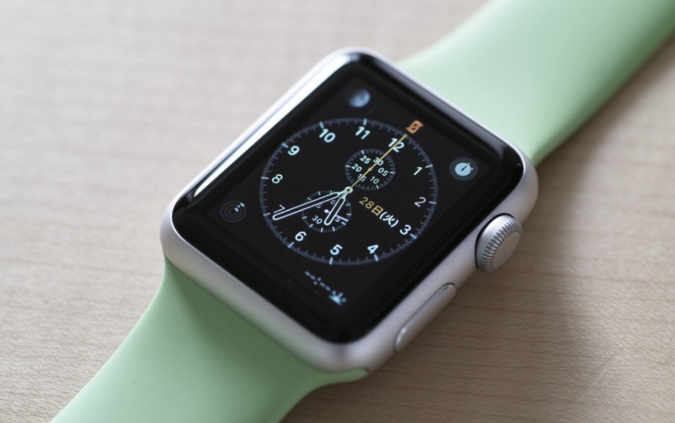 Компания Apple временно приостановила разработку MicroLED-дисплея для своих часов Apple Watch