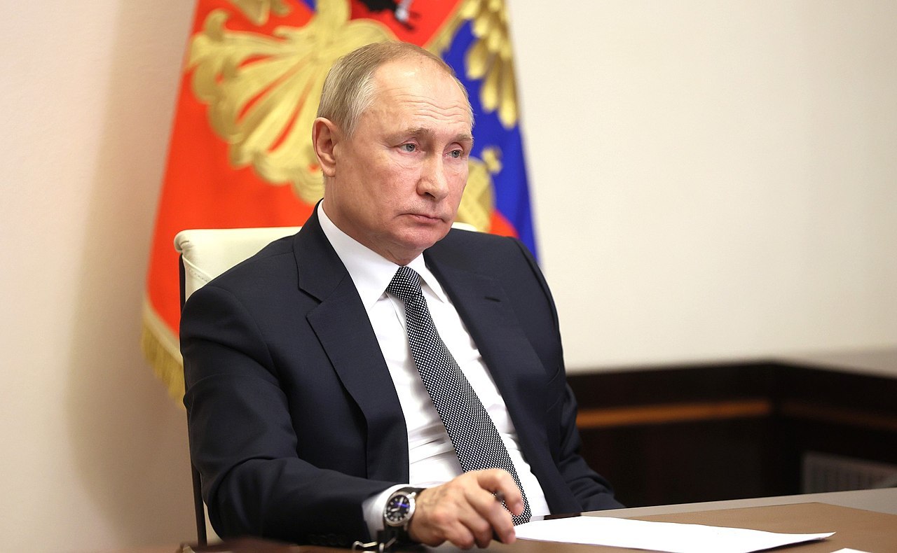 Путин: разговор о безопасности возможен только на равных