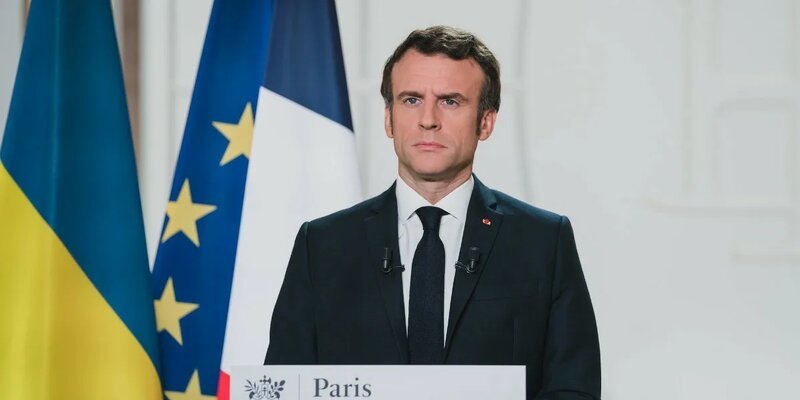 Во Франции собрали заседание совета по обороне из-за теракта в 