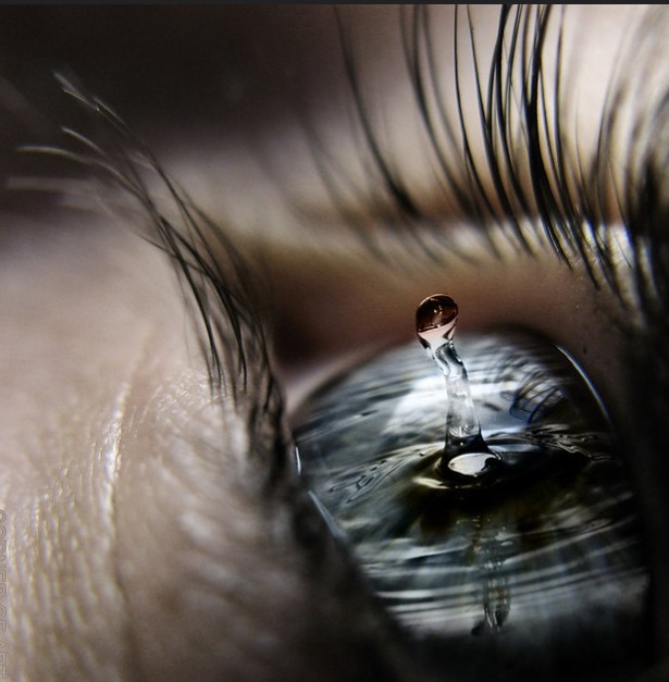 Офтальмолог Ивановская предупреждает о рисках, связанных с использованием капель для изменения цвета глаз