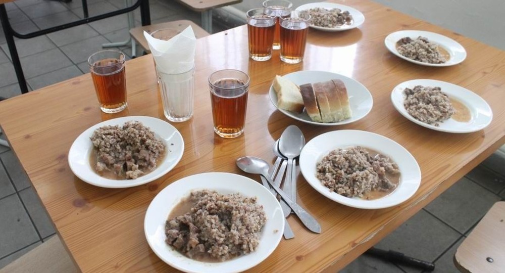 Невкусная еда вывела