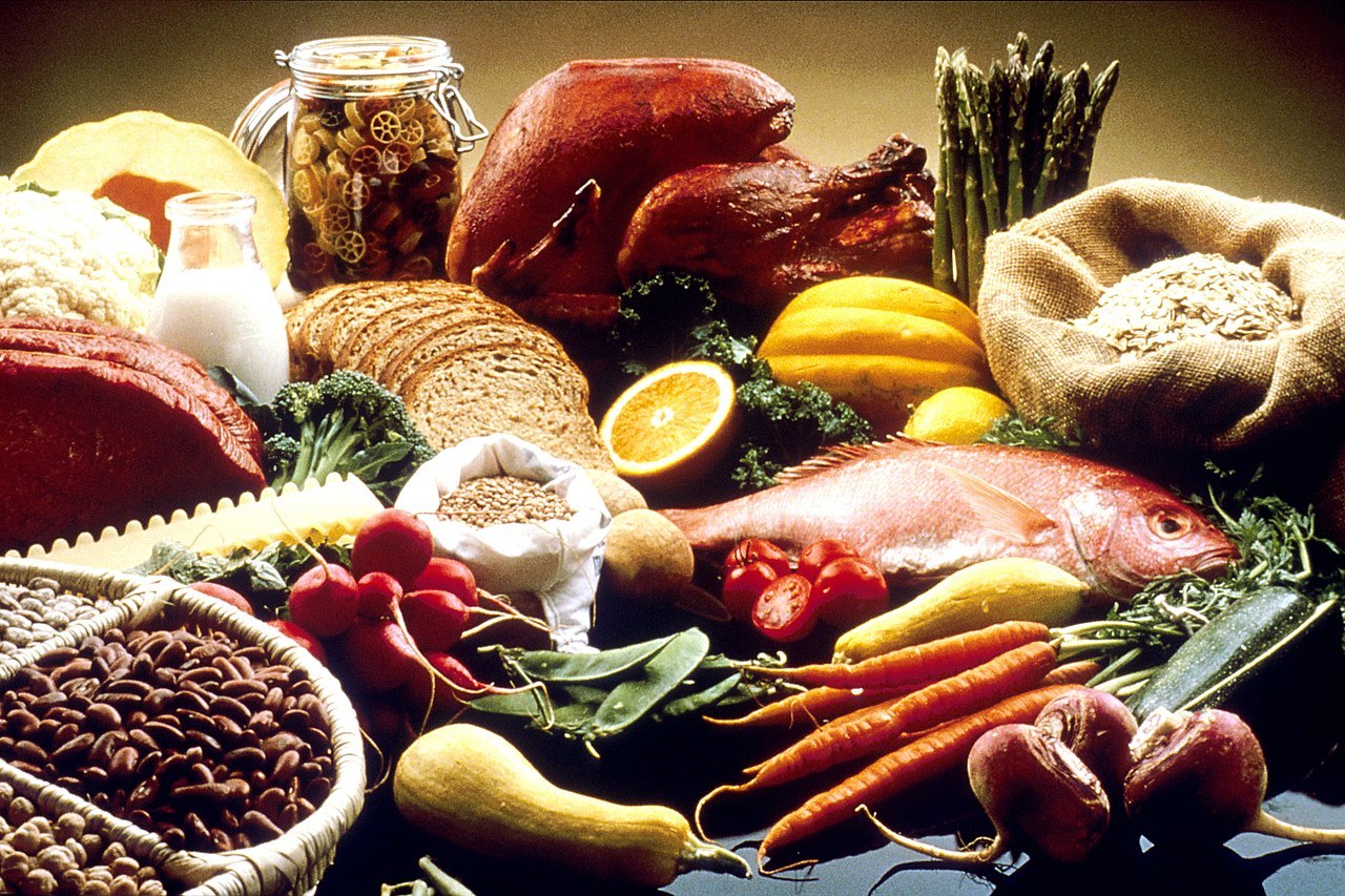 Врач Чудаков предупреждает о возможном увеличении вероятности простуды при употреблении жирной пищи