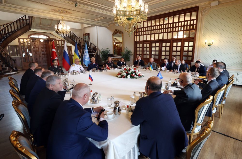 В Турции прошла встреча России, Украины и НАТО по 