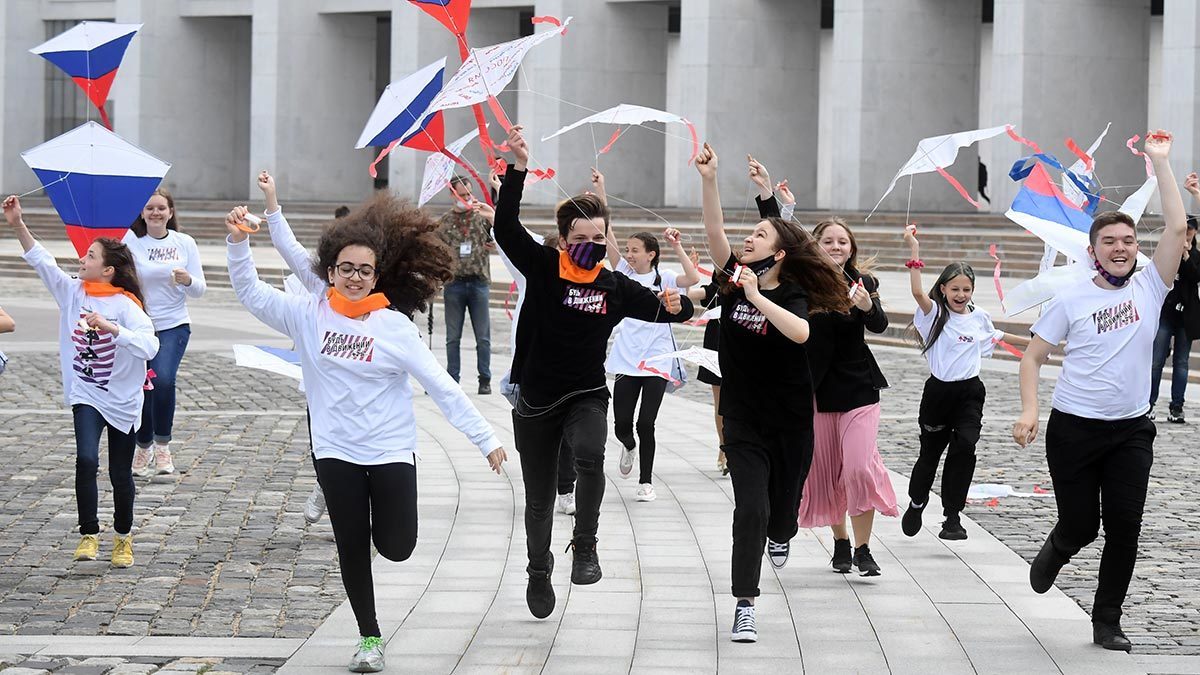 Президент РФ подписал закон о создании российского движения детей и молодежи
