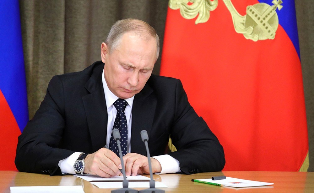 Владимиром Путиным подписан закон о защите персональных данных россиян