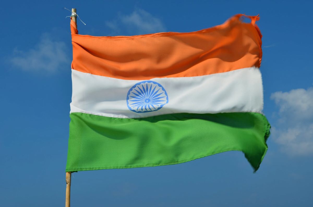 В Индии банки получили угрозы о минировании с требованием отставки главы Минфина