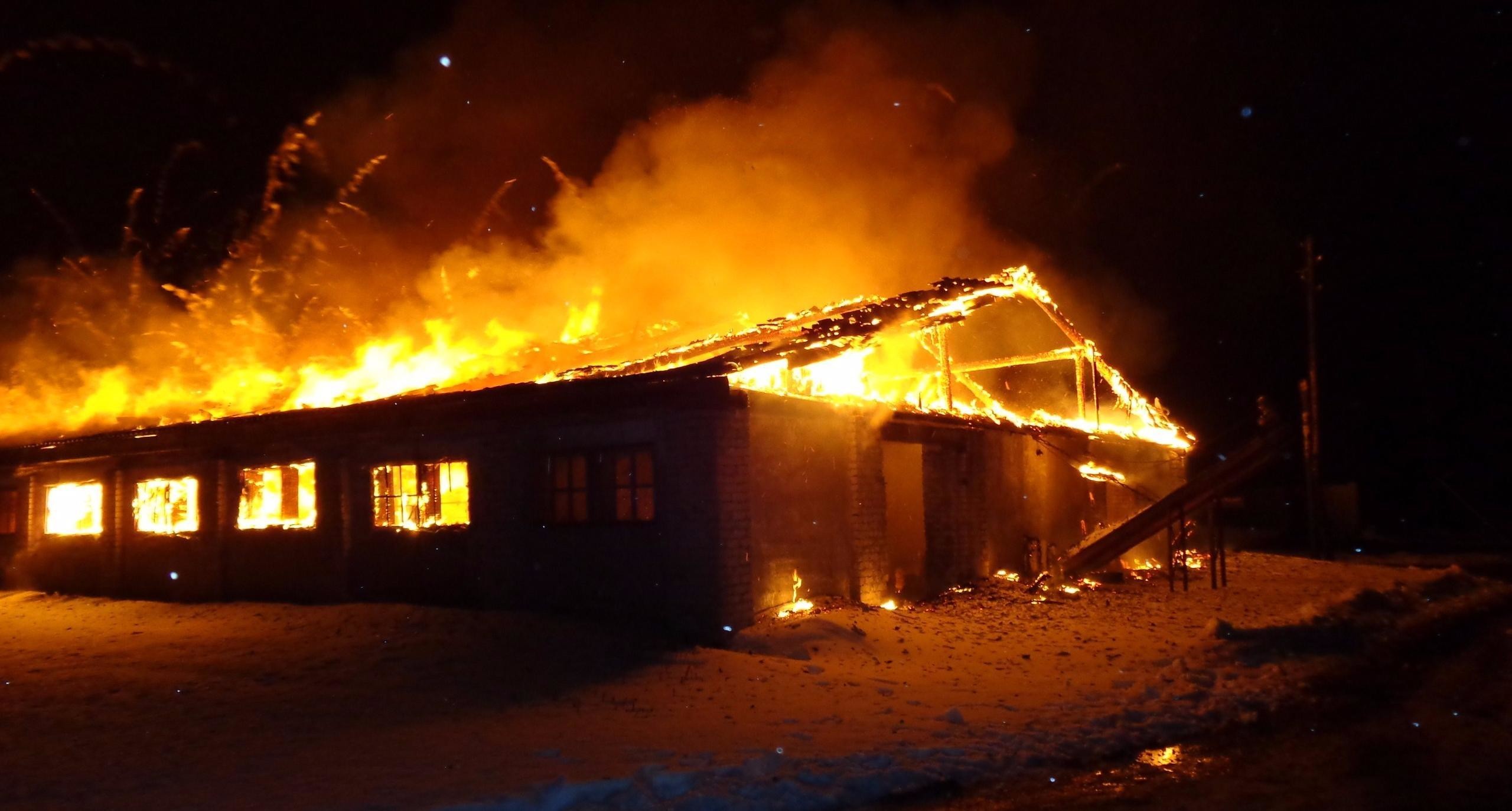 Пожар на ферме произошел в Башкирии