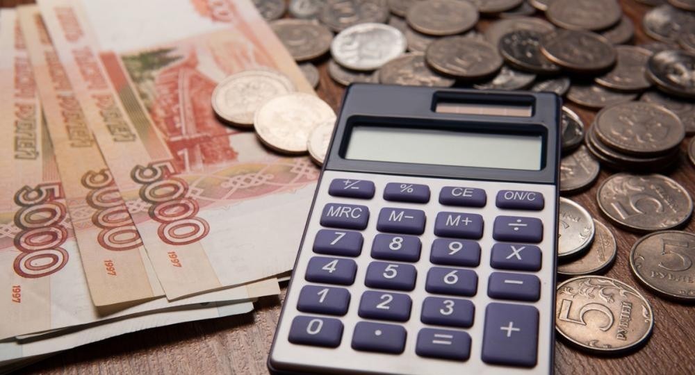 Петербуржцы не поверили заявлениям чиновников о росте средних зарплат к 2025 году