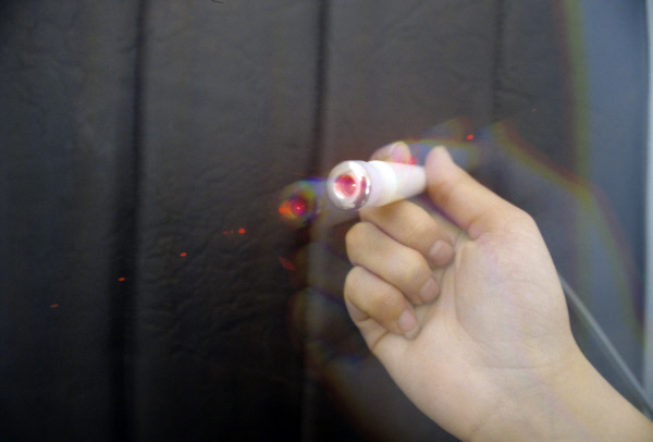 Лазерный терроризм взмыл в небеса. 1983.jpeg