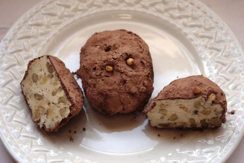 Как приготовить пирожное Картошка со сгущенкой и маслом