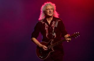 Велоспорт помог гитаристу Queen сохранять форму после инсульта