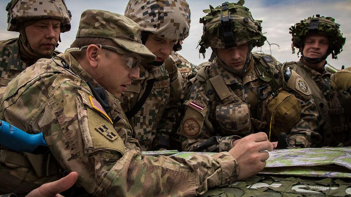 Американские военные Американские военные