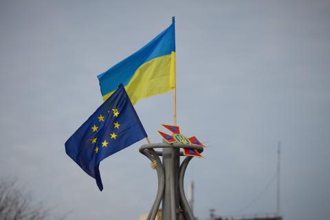 Переговоры о вступлении Украины в ЕС не продвинулись в 2025 году — Politico